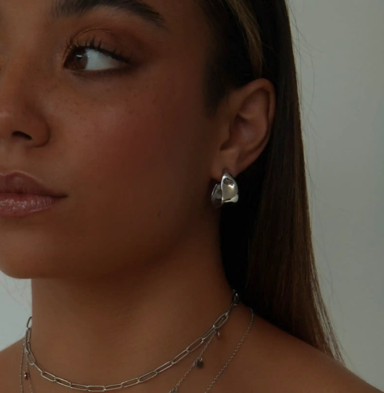 FLUID MUSE EARRINGS