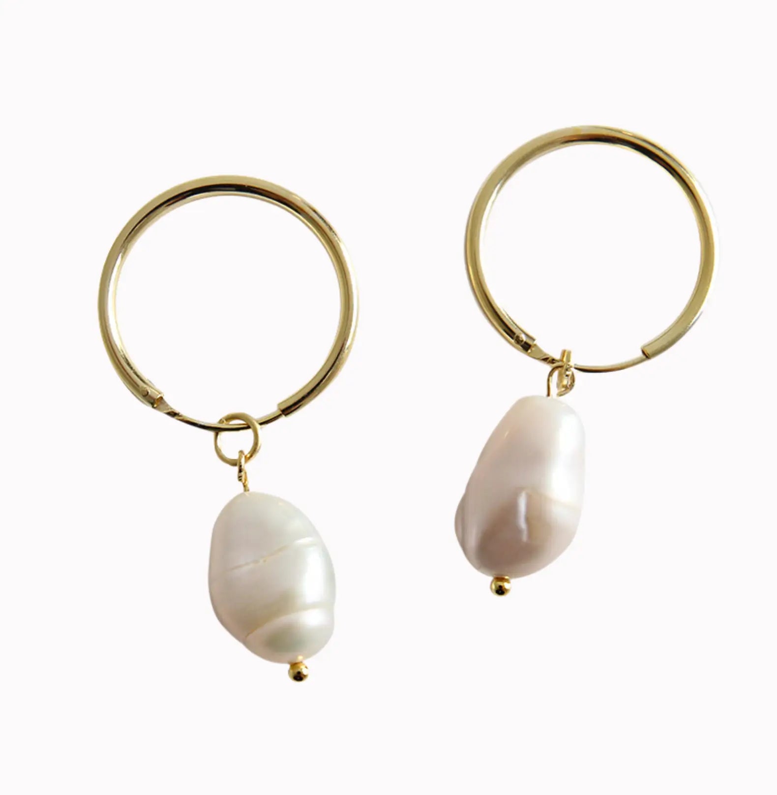 BAROQUE PEARL EARRINGS