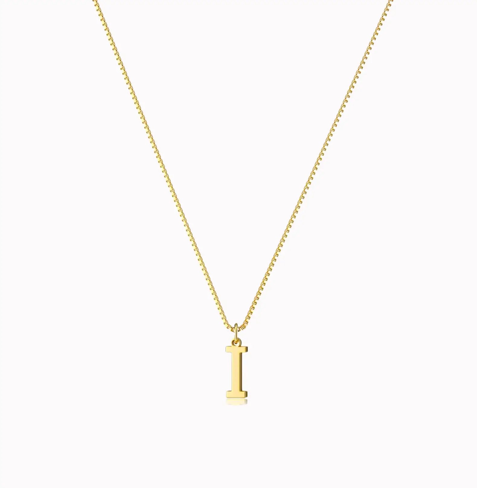 INITIAL TOUCH NECKLACE