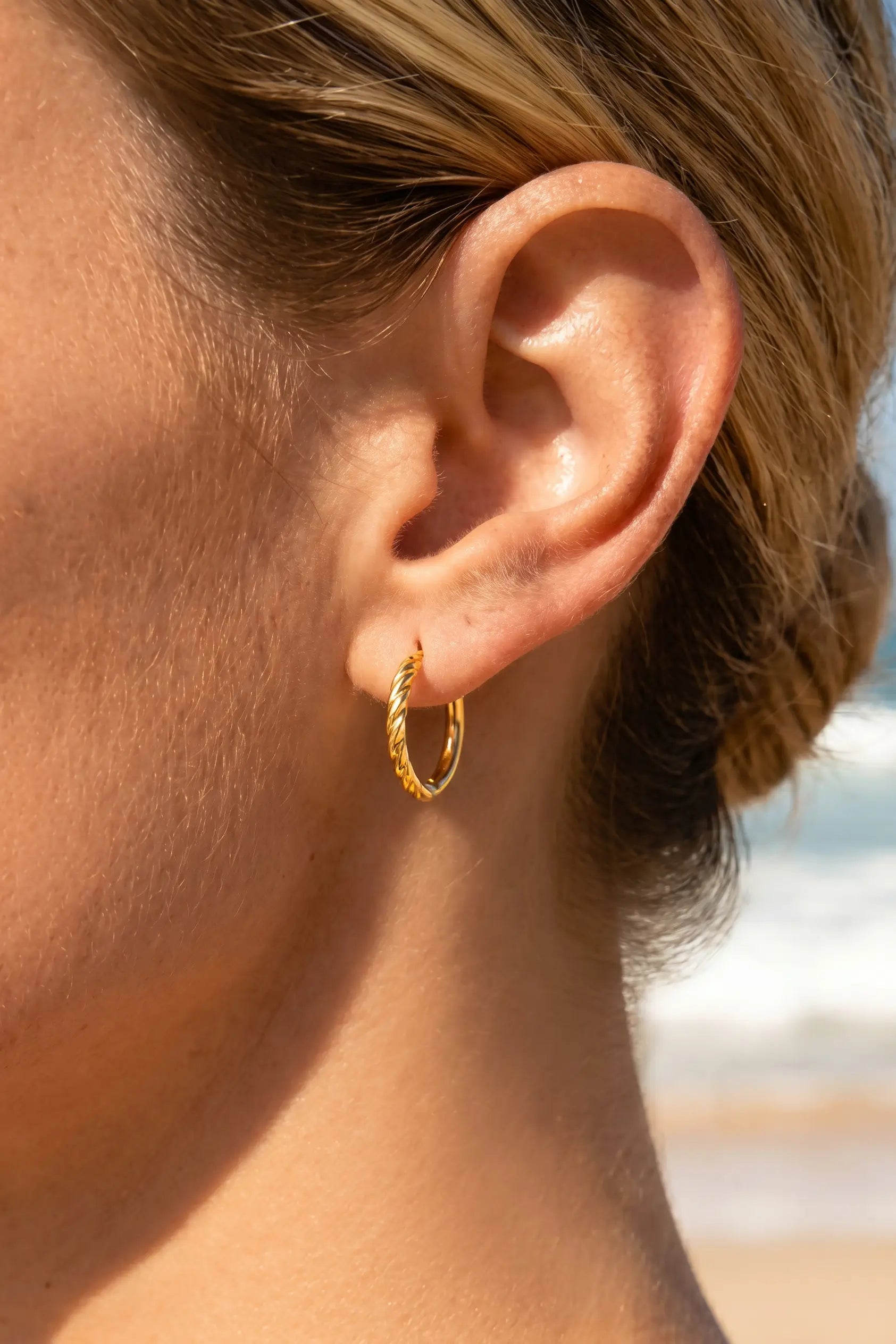Tide Twist Hoops