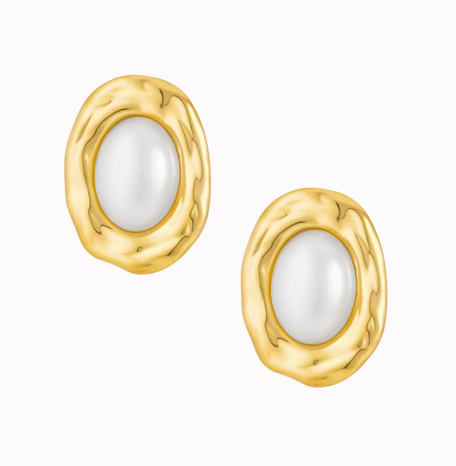 RIPPLE PEARL STUDS