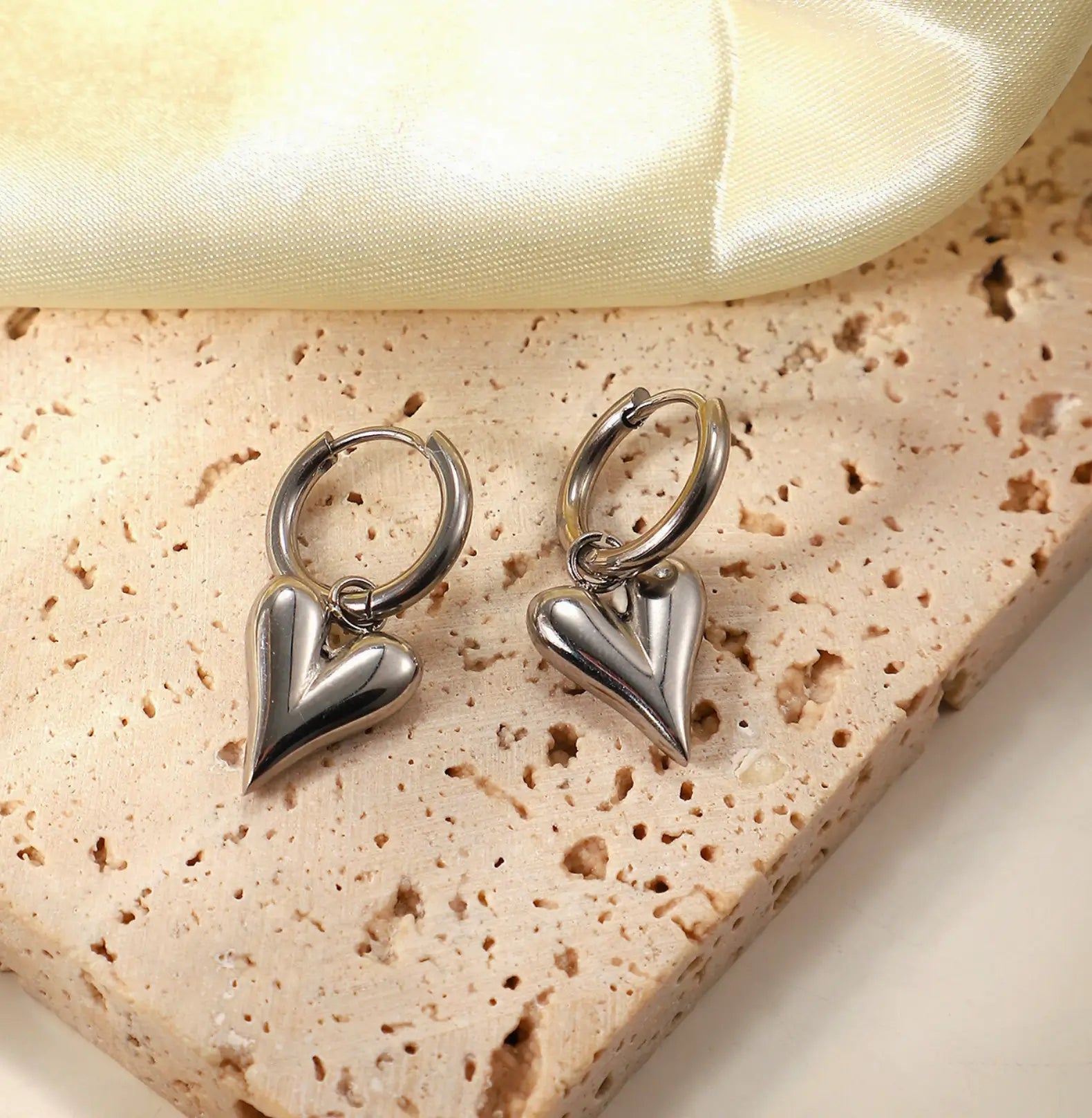 HEARTBEAT HOOPS EARRINGS