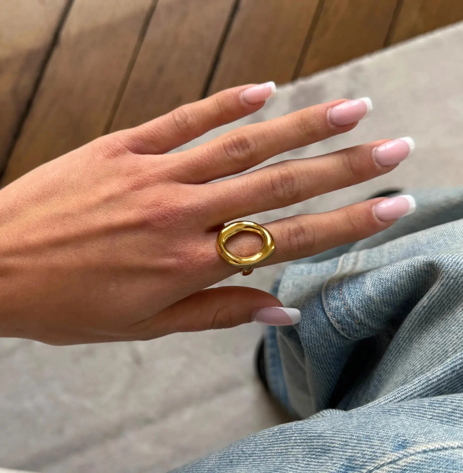 AURA RING