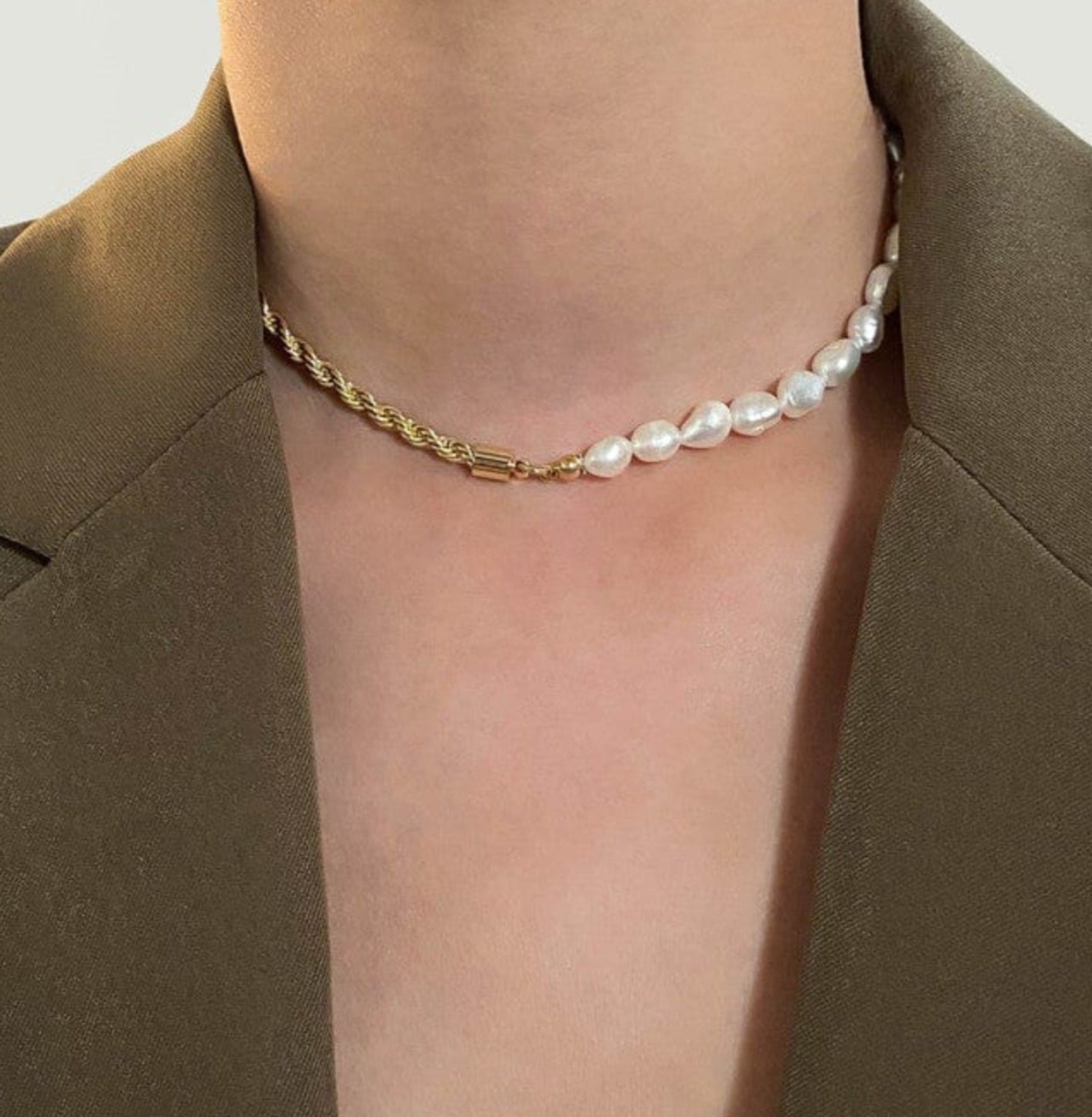 CLAVICLE PEARL NECKLACE neck Yubama Jewelry Online Store - The Elegant Designs of Gold and Silver ! 