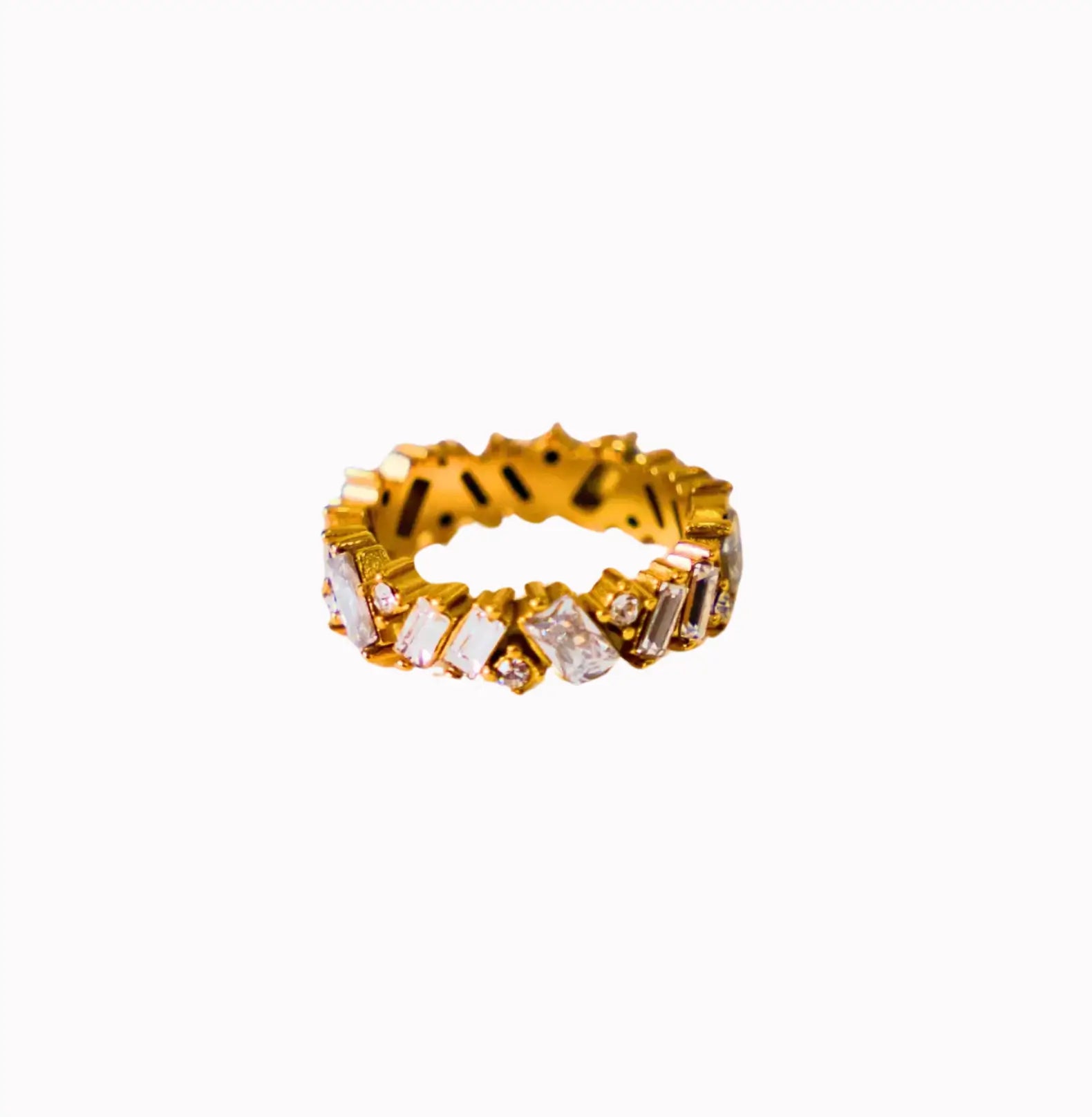 RADIANT SHIMMER RING