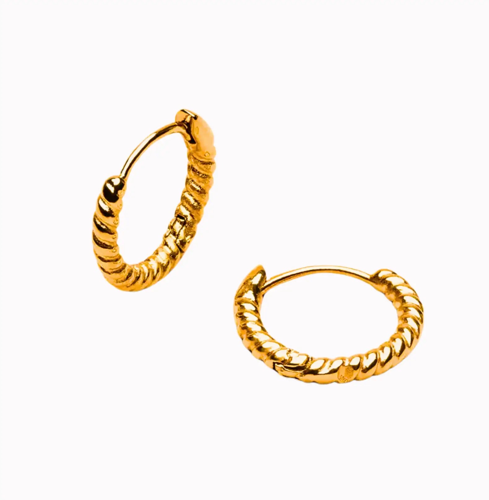 TWIST OF GOLD HOOPS