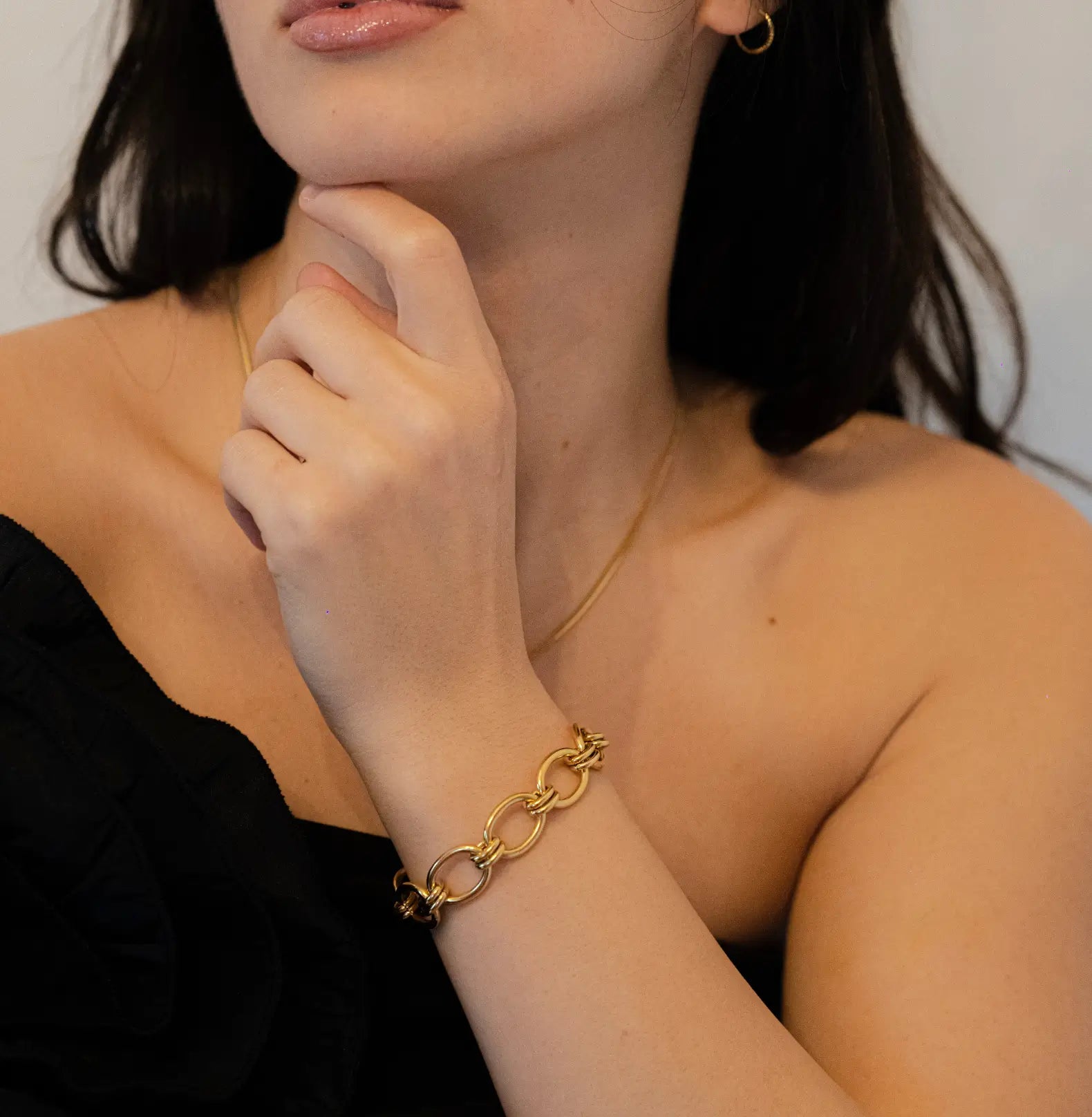 Goldenes Gliederarmband