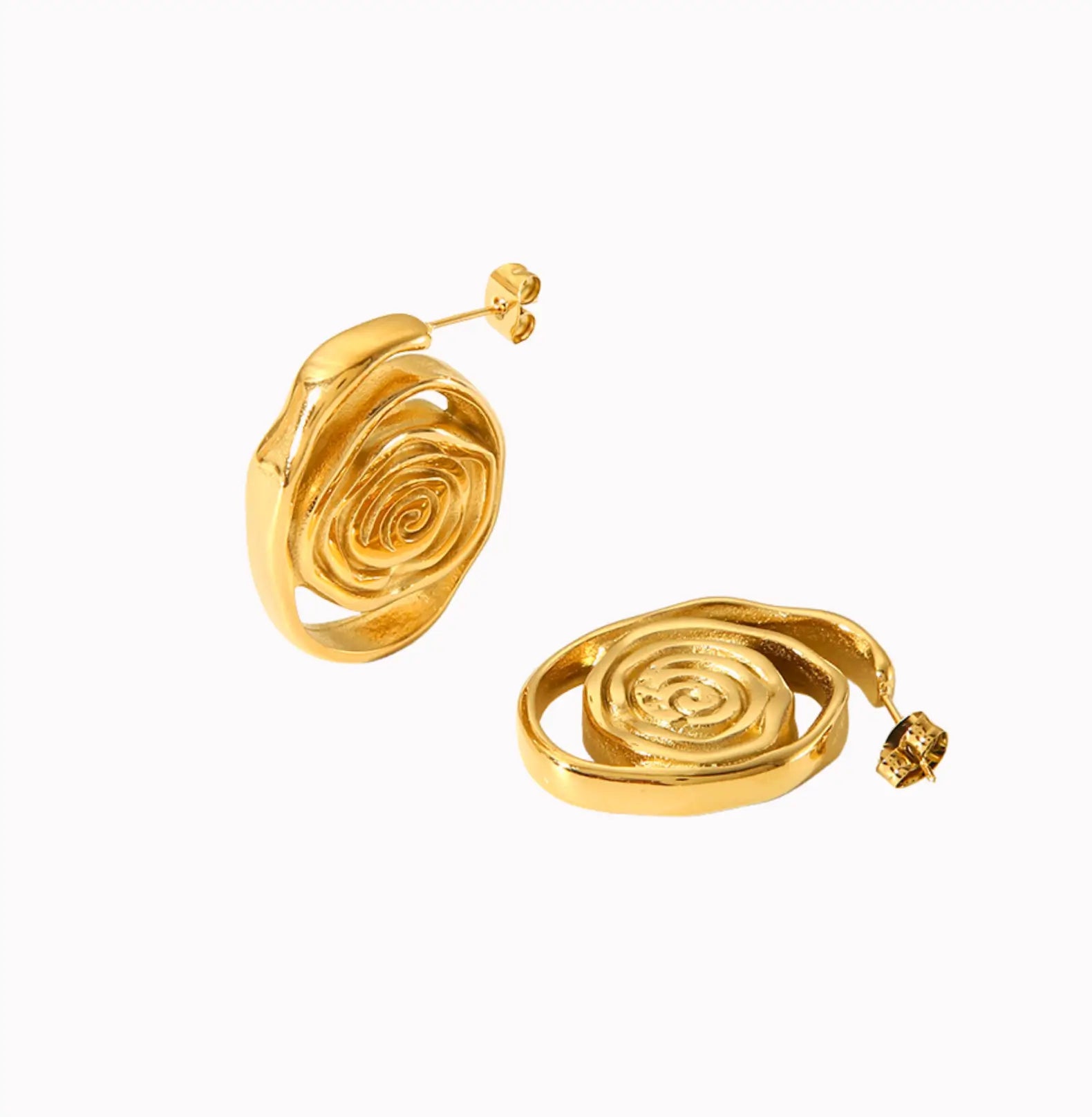 GOLDEN SPIRAL HOOPS