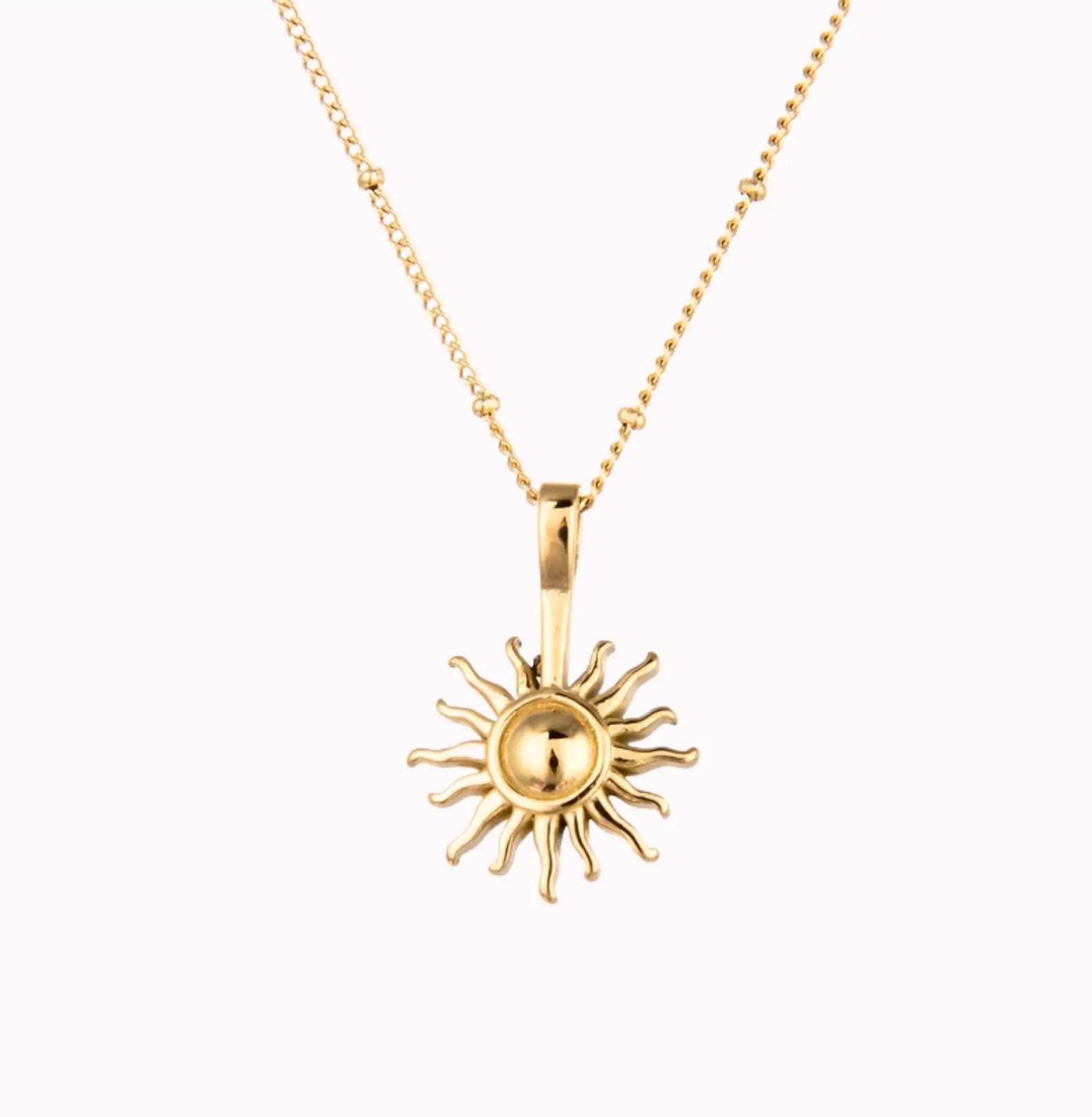 SUN PENDANT NECKLACE