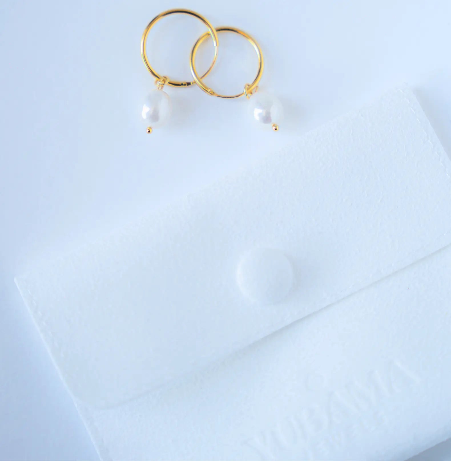 BAROQUE PEARL EARRINGS