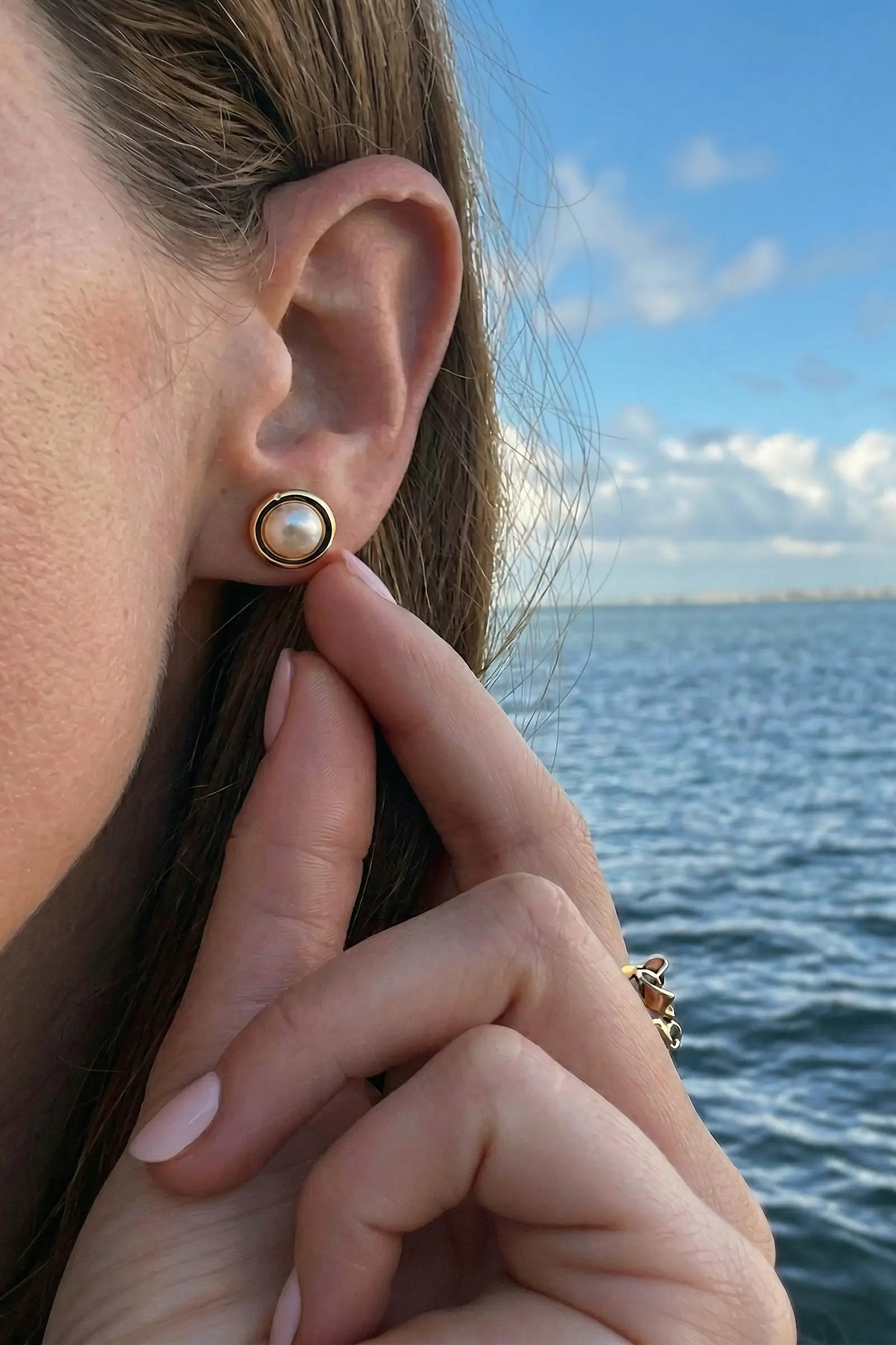PEARL BEZEL STUDS