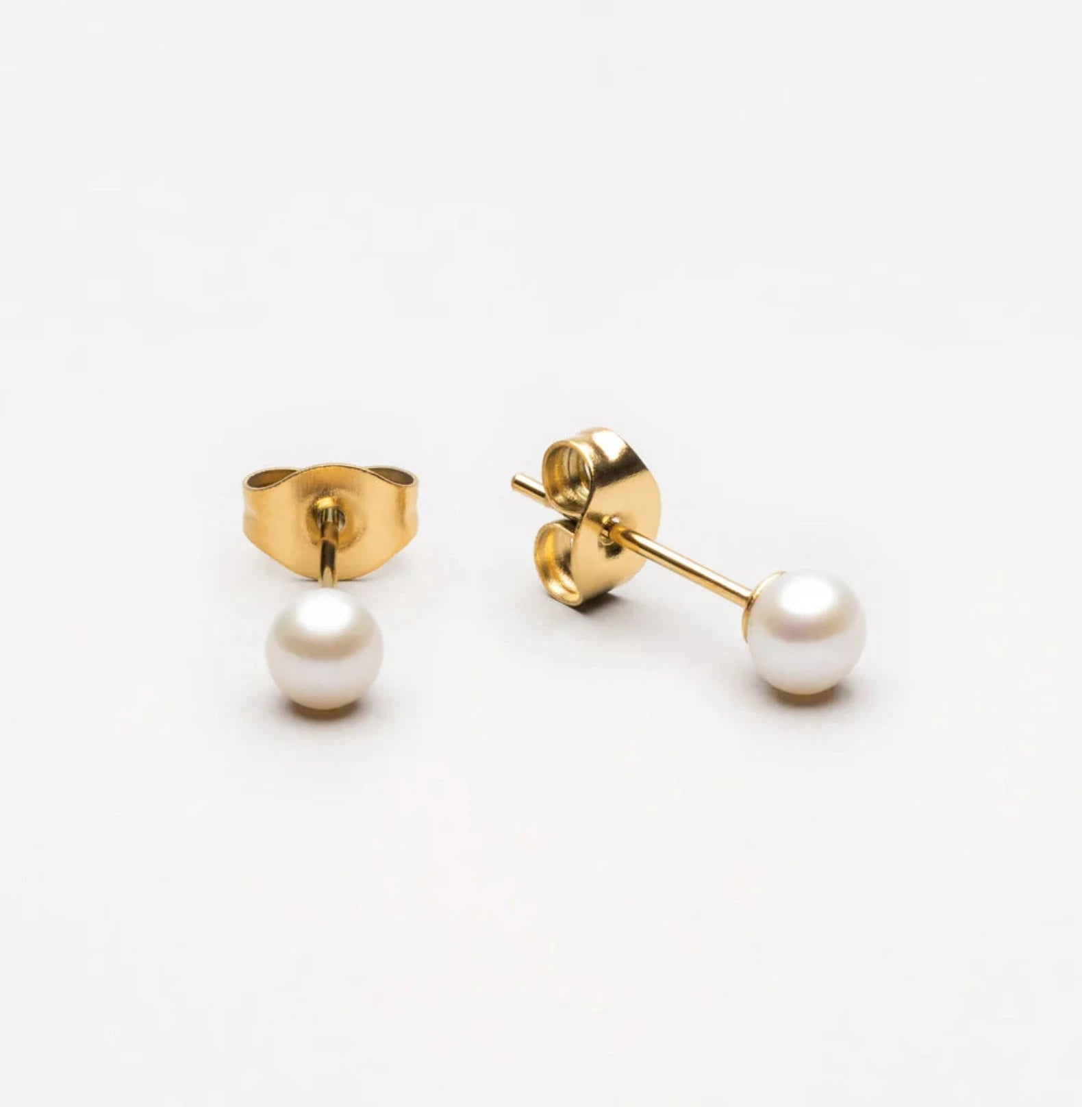 PEARL STUD EARRINGS earing Yubama Jewelry Online Store - The Elegant Designs of Gold and Silver ! 