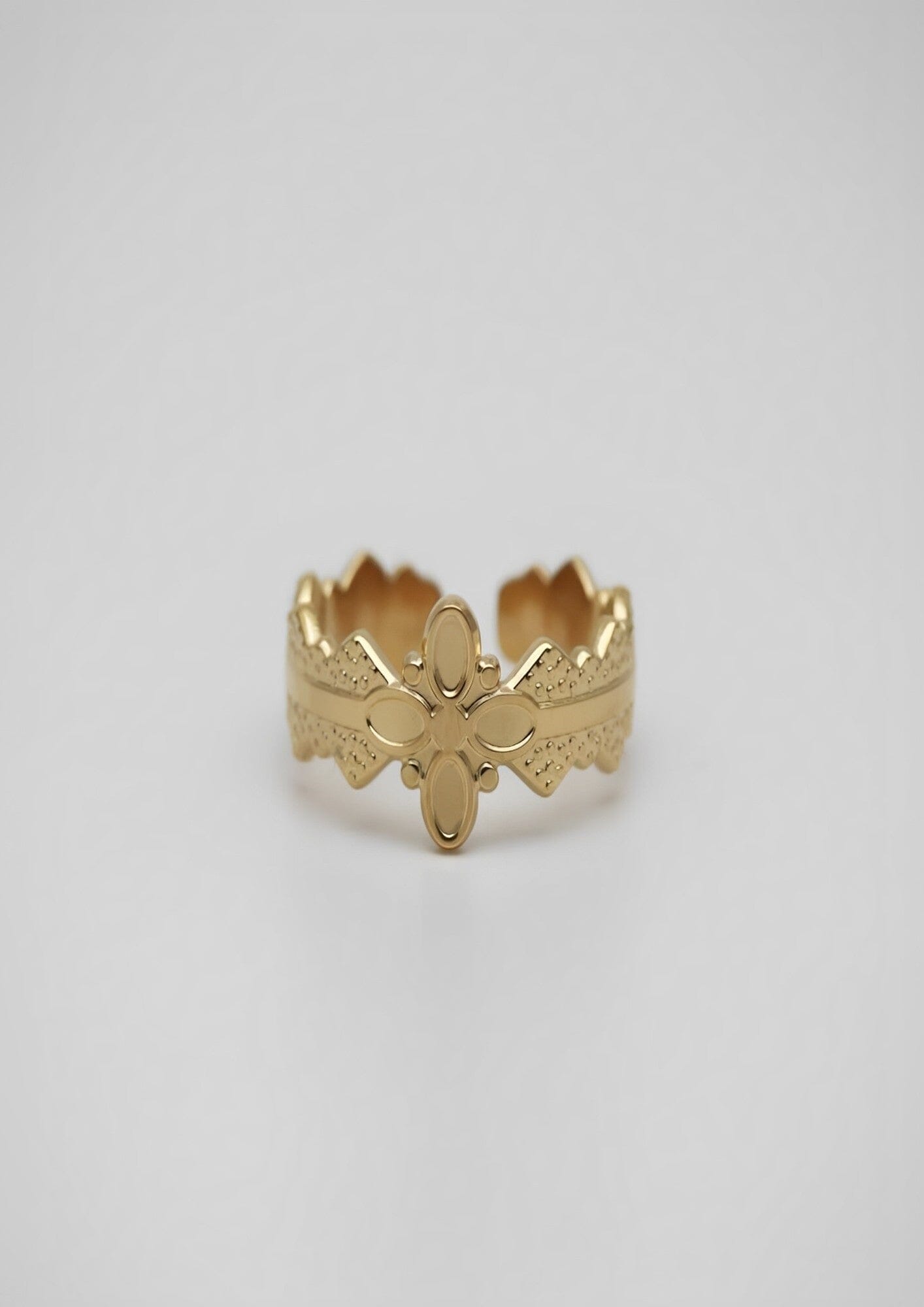FLOWER ROYAL RING earing Yubama Jewelry Online Store - The Elegant Designs of Gold and Silver ! 