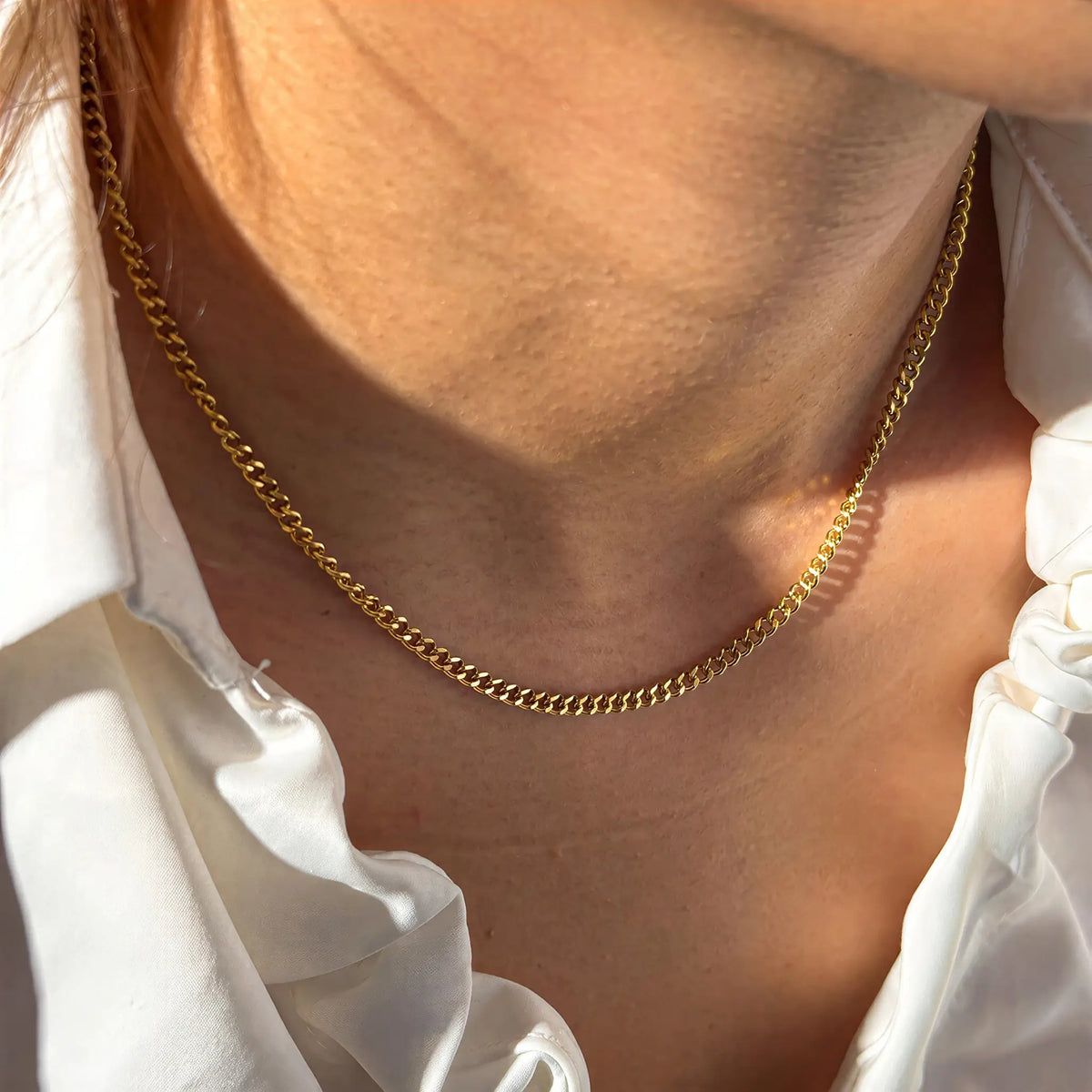Cuban link chain necklace worn on neck — YUBAMA 18K gold PVD waterproof necklace