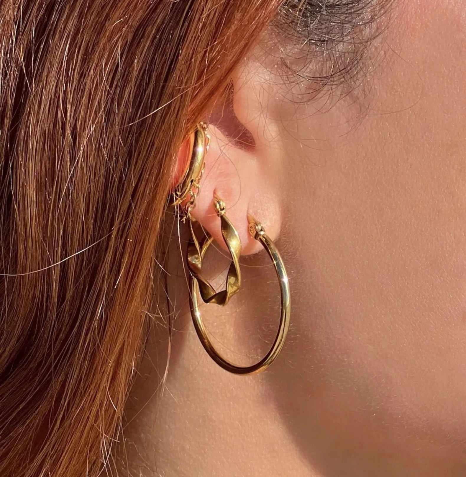 MEDIUM HOOP EARRINGS braclet Yubama Jewelry Online Store - The Elegant Designs of Gold and Silver ! 