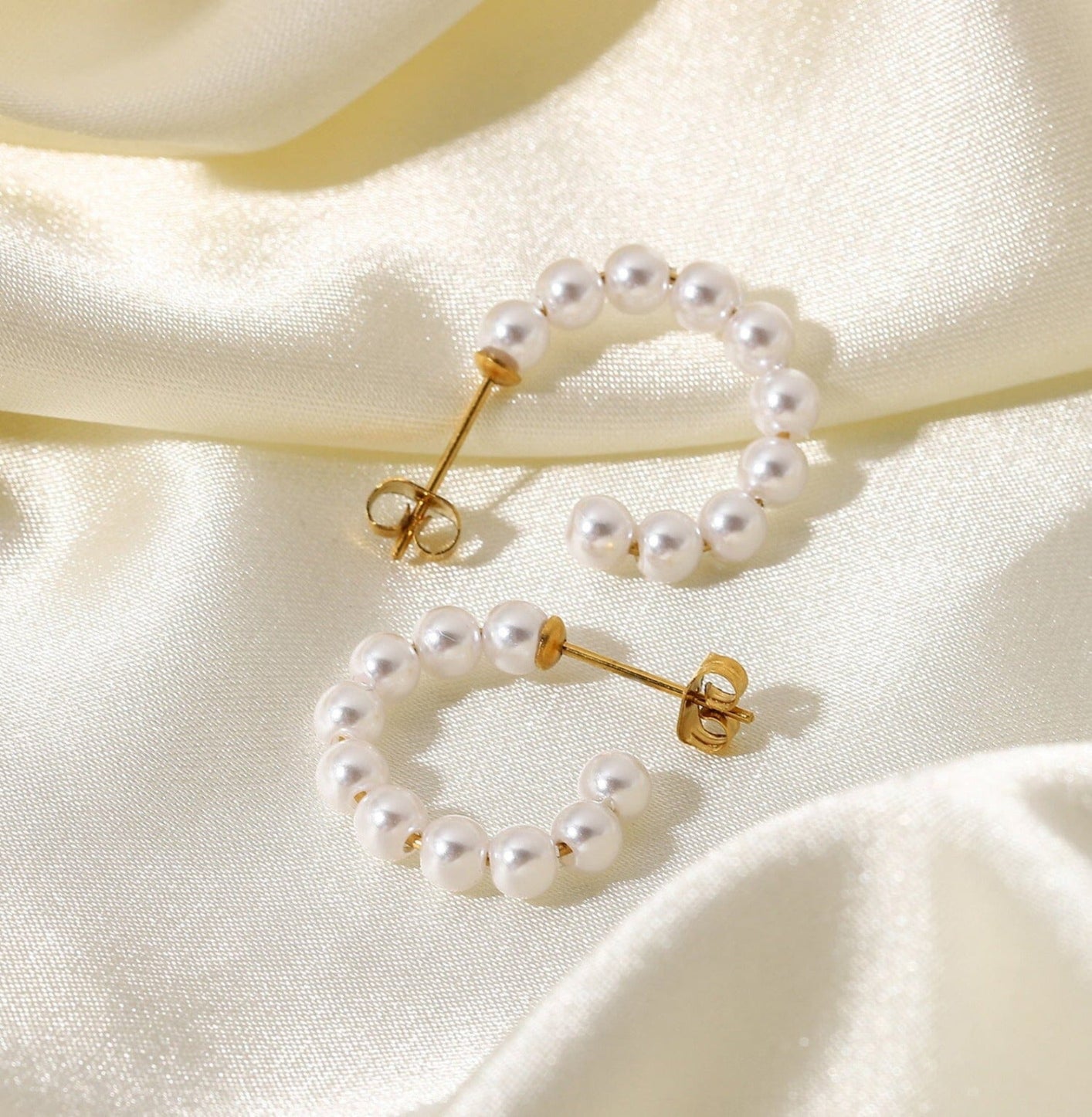 MINI PEARL EARRINGS earing Yubama Jewelry Online Store - The Elegant Designs of Gold and Silver ! 