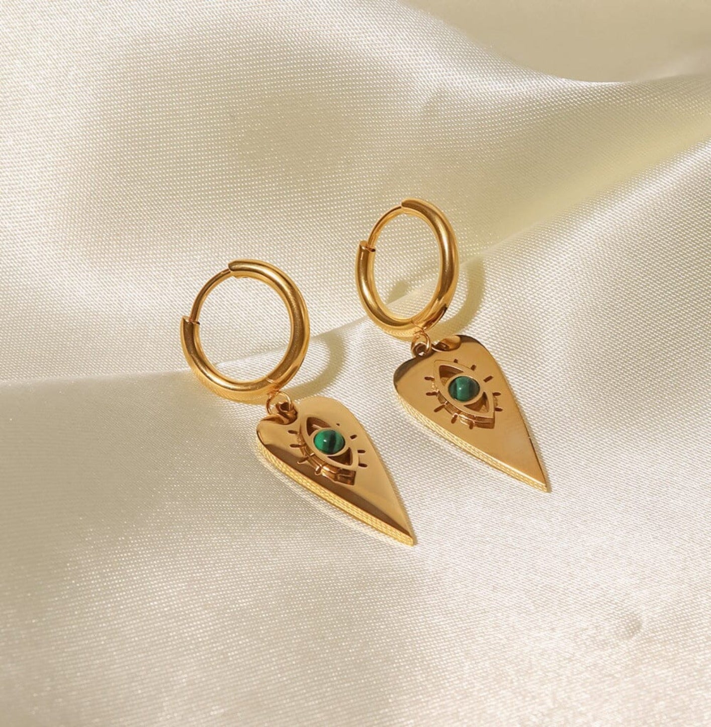 EYES EARRINGS earing Yubama Jewelry Online Store - The Elegant Designs of Gold and Silver ! 