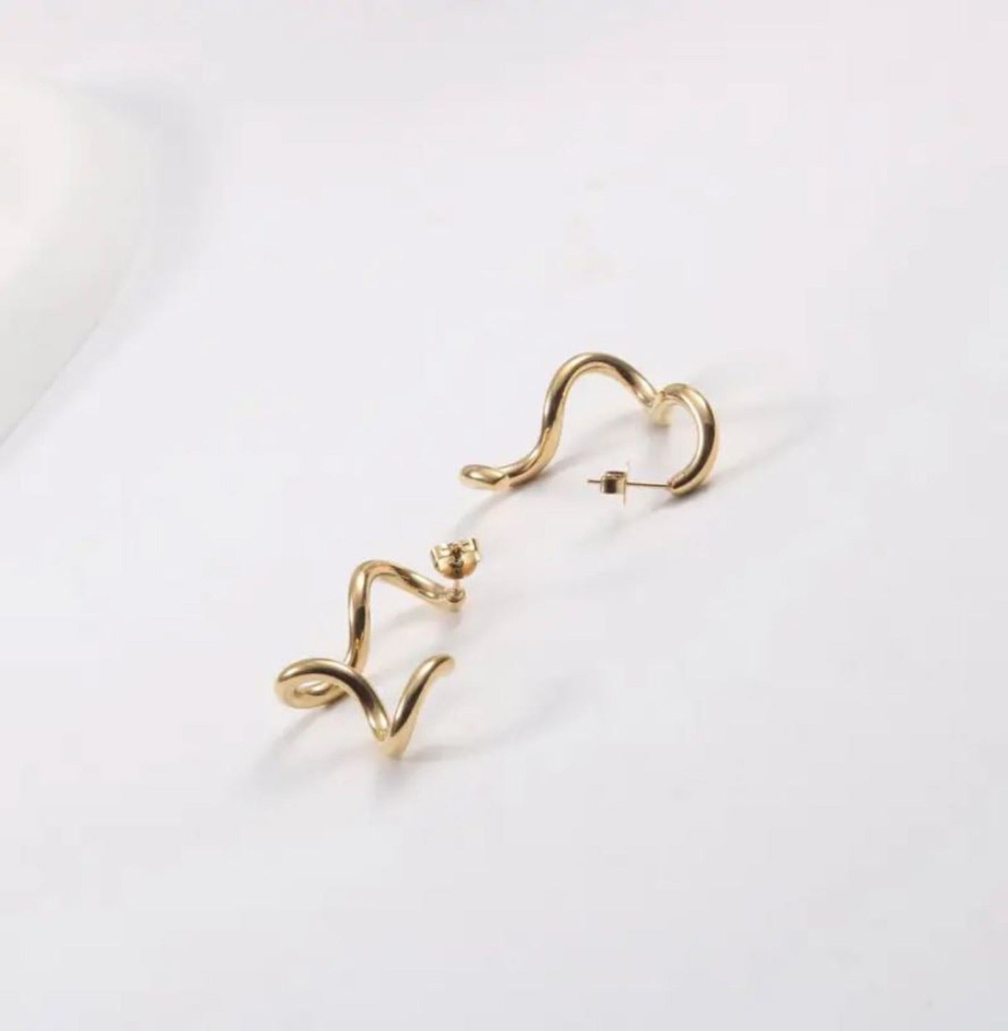 SHAPE EARRINGS earing Yubama Jewelry Online Store - The Elegant Designs of Gold and Silver ! 