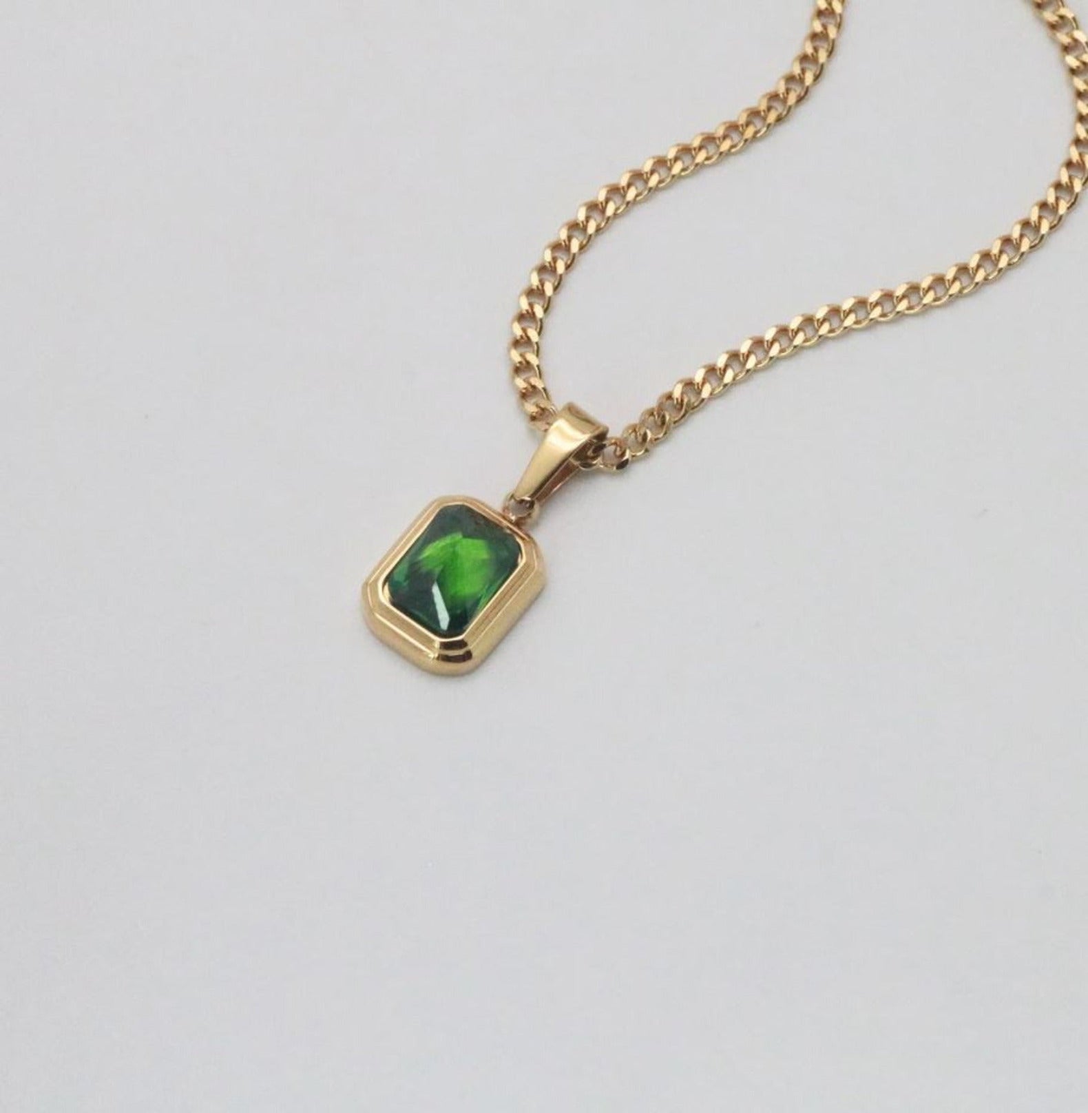 GEM PENDANT NECKLACE neck Yubama Jewelry Online Store - The Elegant Designs of Gold and Silver ! 