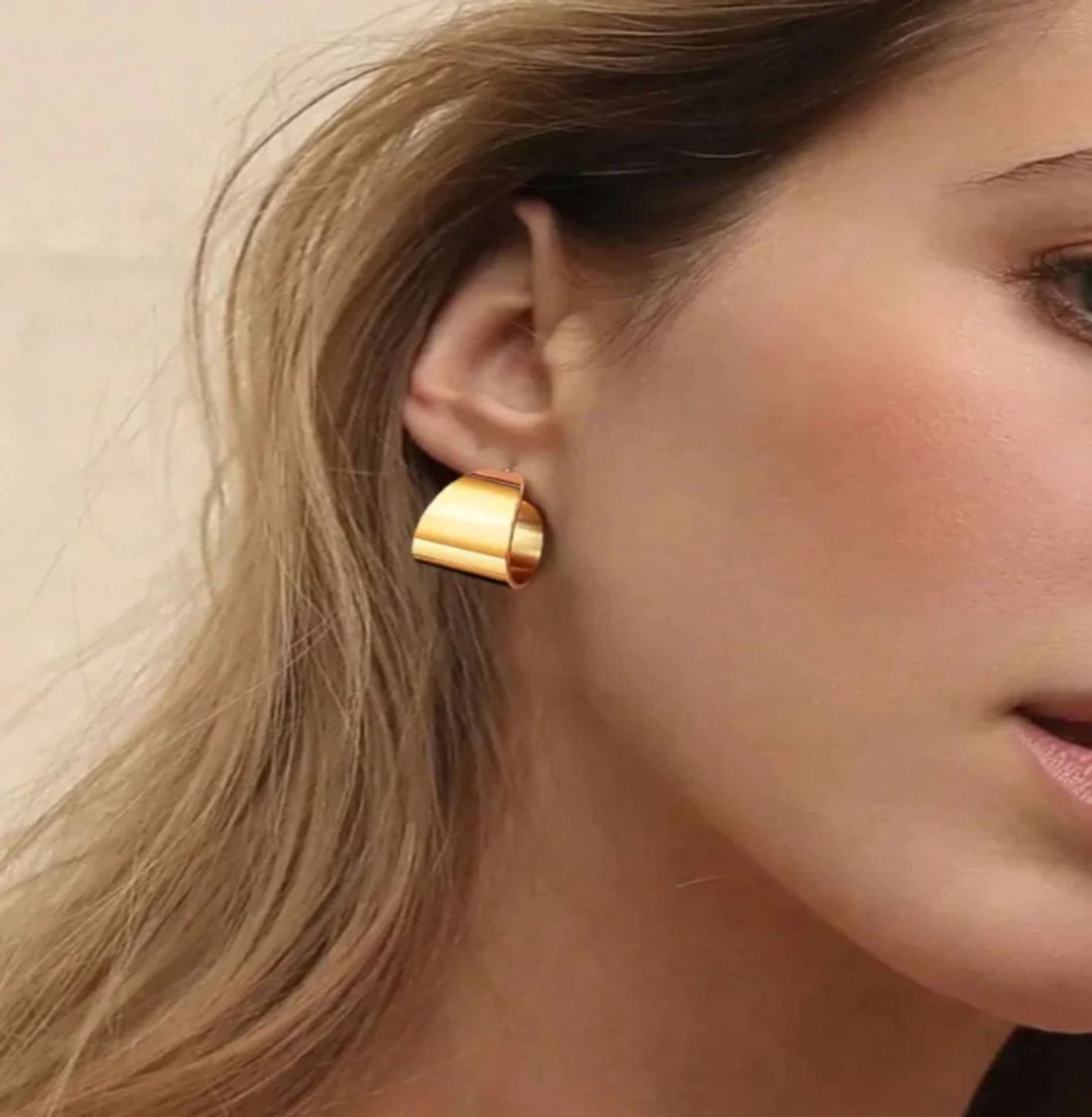 GLOSSY EARRINGS earing Yubama Jewelry Online Store - The Elegant Designs of Gold and Silver ! 