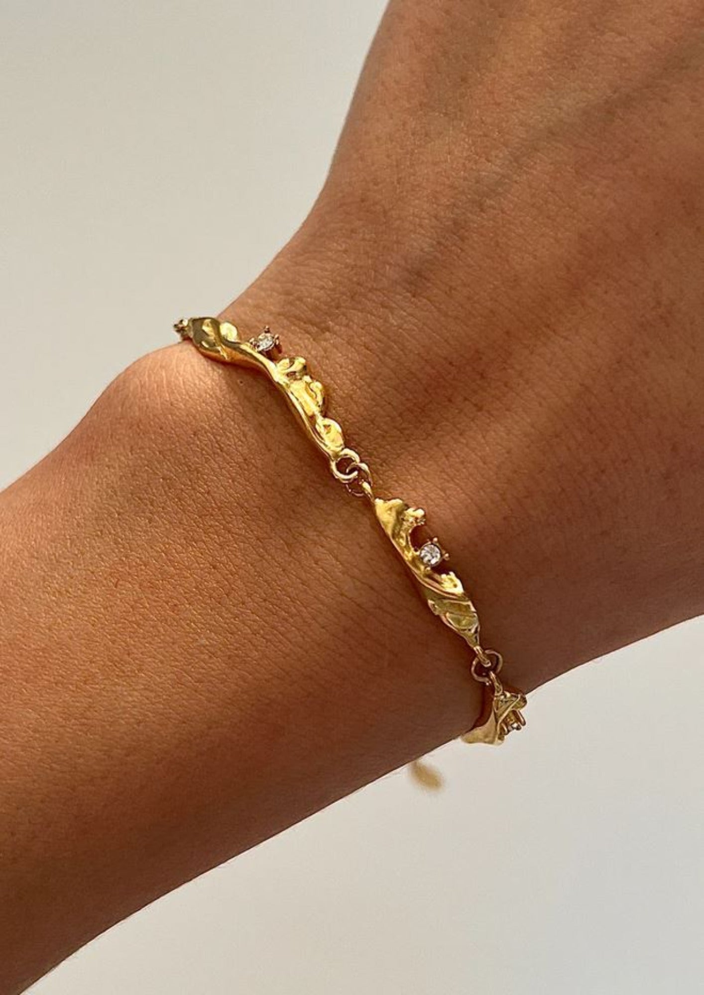 Geometric Shining Zircon Non-fading Bracelet For Girls braclet Yubama Jewelry Online Store - The Elegant Designs of Gold and Silver ! 